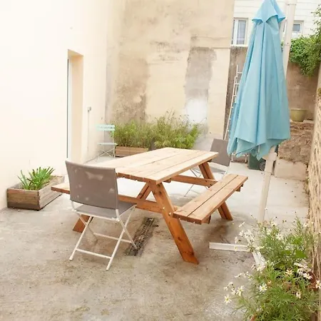Apartamento Lumineux Avec Cour Privee *